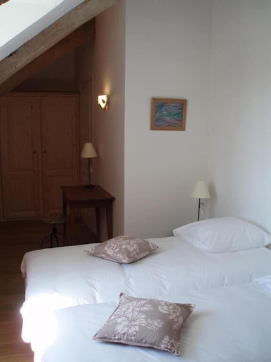Bedroom 2, Les Chaufourniers, Calvados
