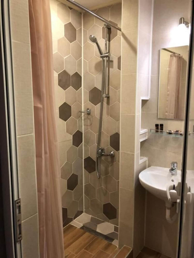 Bathroom 5, Flora Boutique Hotel, Samokov