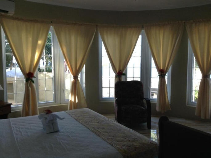 Bedroom 3, Waters Edge Guest House