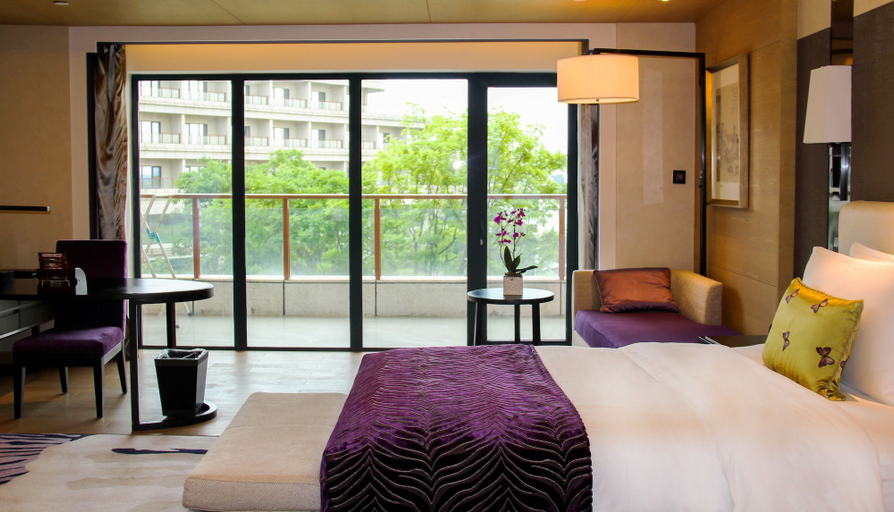 Bedroom 3, Radisson Blu Hotel Wuhan ETD Zone, Wuhan