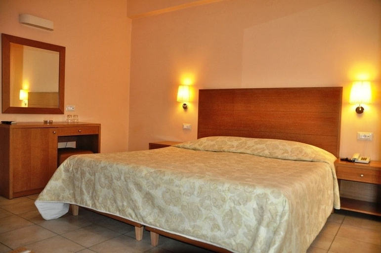 Bedroom 3, Park Hotel, Peloponnese