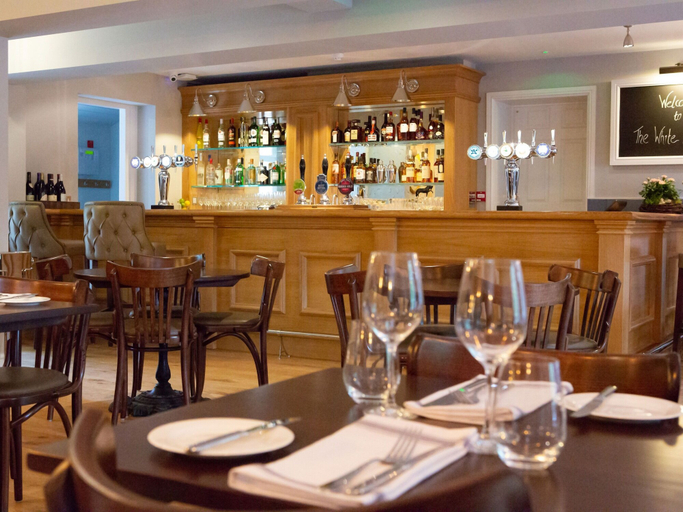 Food & Drinks 4, The White Horse Inn, West Sussex