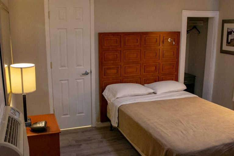 Bedroom 2, Southern Star Inn, Hertford