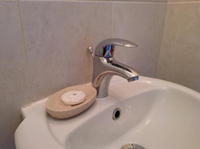 Bathroom 3, Birtles Farm Bed and Breakfast, Cheshire East