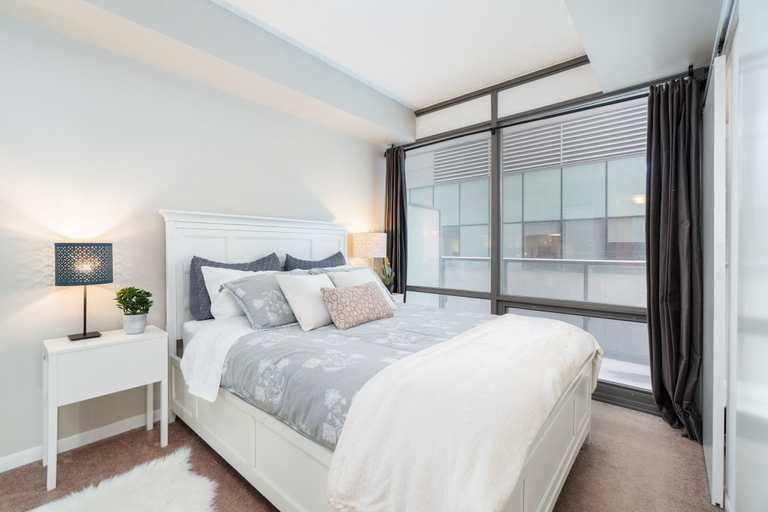 Bedroom 5, QuickStay - Luxurious 2-Bedroom Condo, Downtown Core, Toronto