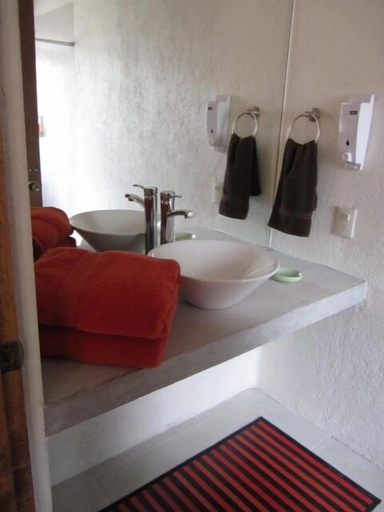Bathroom 4, La Casa del Rio, Valle de Bravo
