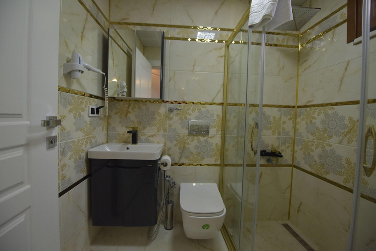 Bathroom 4, Hayat Rose Hotel, Çaykara