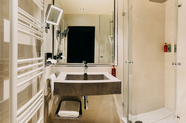 Bathroom 5, Hotel Forsthaus Nürnberg Fürth, Fürth
