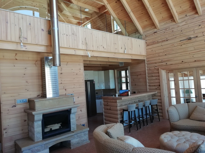 Others 5, Chalet de Charme, Bcharre