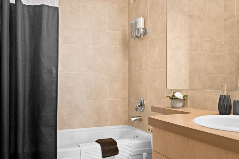 Bathroom 3, GLOBALSTAY. Gorgeous Downtown Condos. Free parking, Division No. 6