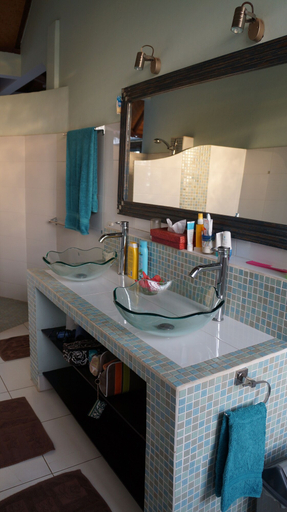Bathroom 4, Villa Lumbalumba Banyualit, Buleleng