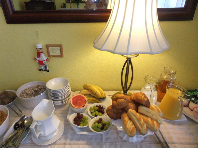 Food & Drinks 5, Elgin Villa, Bath and North East Somerset