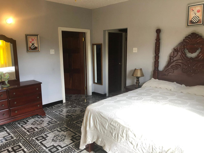 Bedroom 3, Retreat Comfortable Apartments