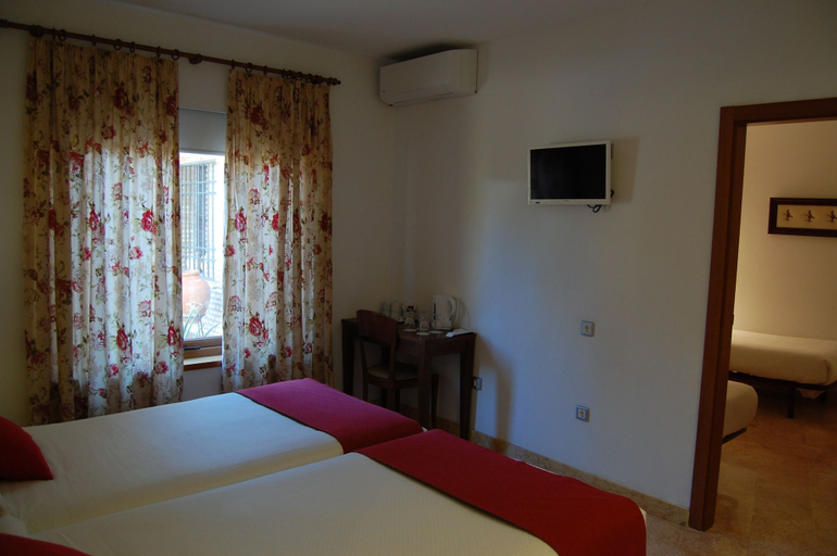Bedroom 3, Hotel Riad Arruzafa, Córdoba