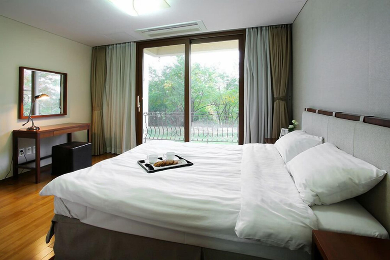 Bedroom 3, Alps Daeyoung Golf Village, Hoengseong