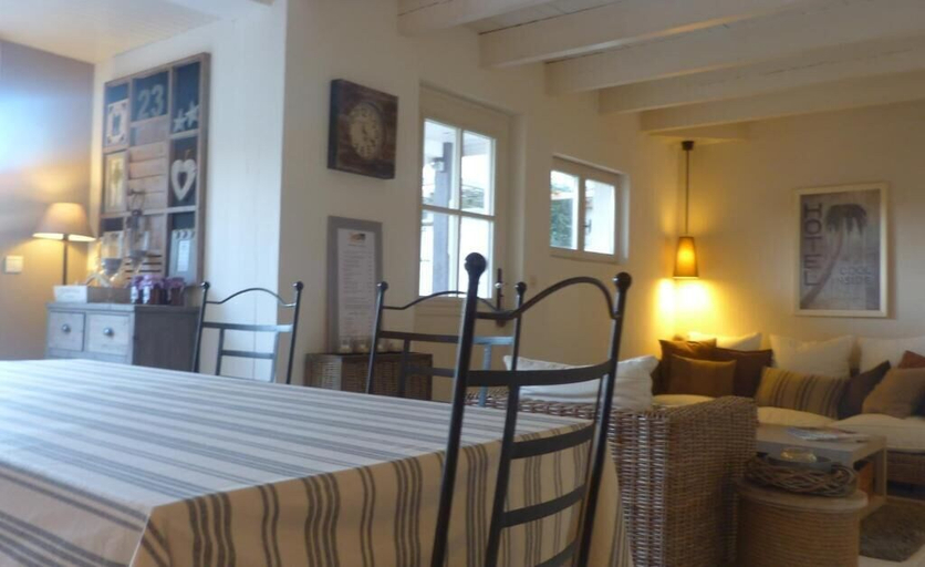 Bedroom 4, Les Persiennes, Charente-Maritime