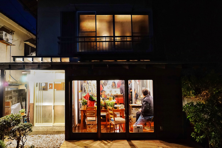 Kazenomori Kitchen -Hostel, Hatogaya
