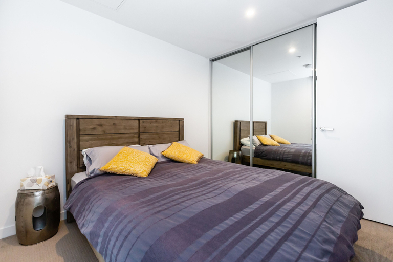 Bedroom 2, Sky 1 BDR South Yarra Apartment, Melbourne