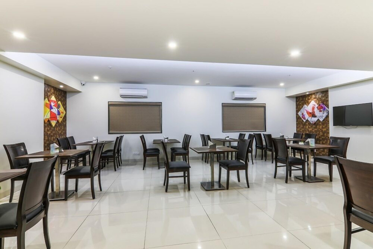 Food & Drinks 5, Magnus Square Business Hotel, Pune