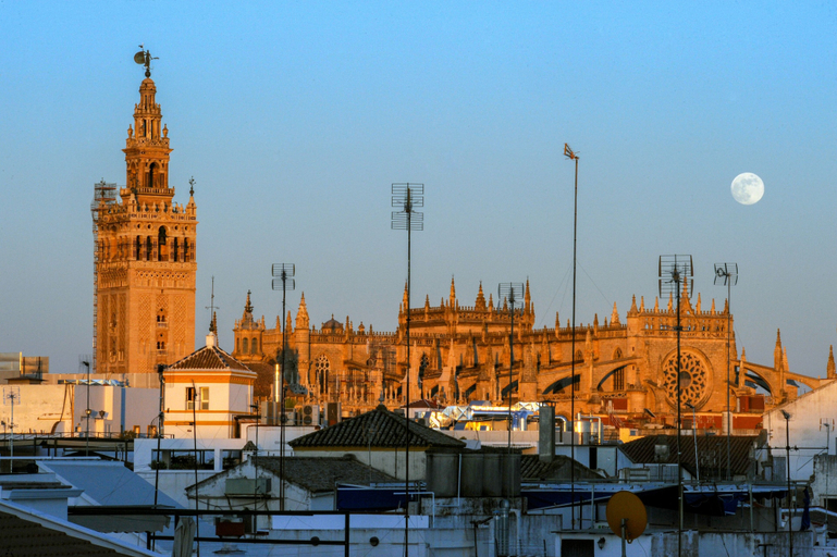 Exterior & Views 2, La Flamenka Hostel, Sevilla