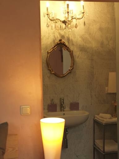 Bathroom 5, Schloss Neuenhagen, Märkisch-Oderland