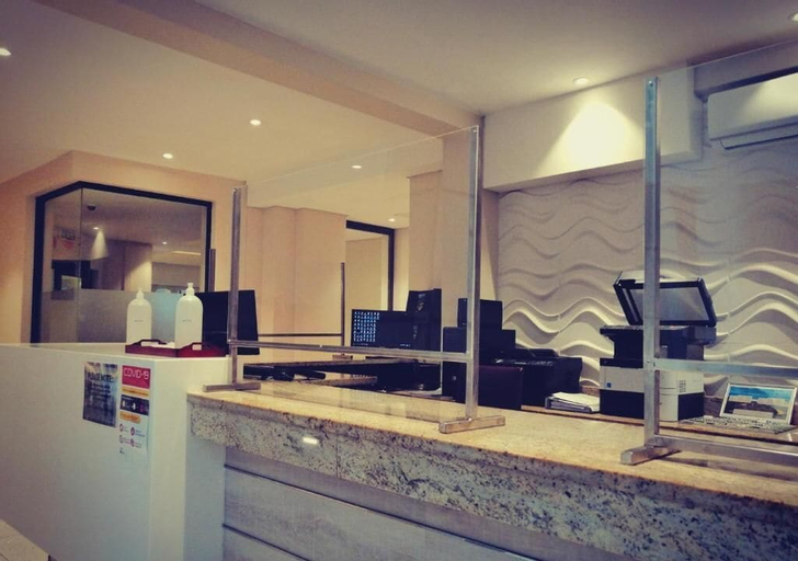 Blue Lagoon Hotel and Conference Centre, Buffalo City