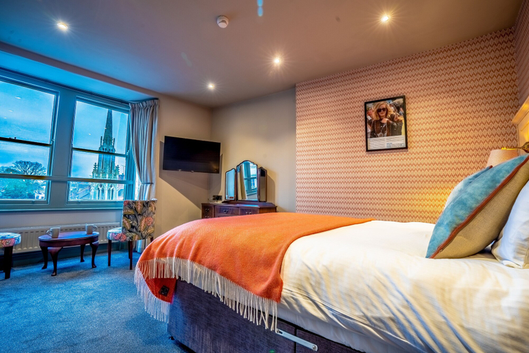 Bedroom 2, The Crown Hotel, Somerset