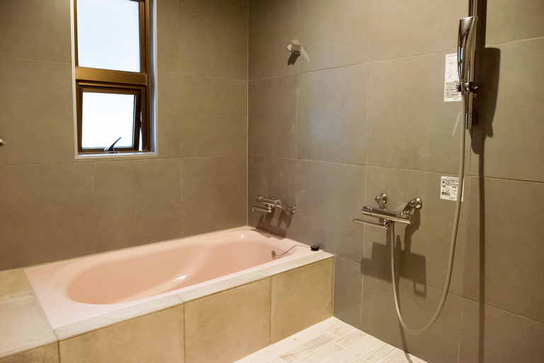 Bathroom, Antenna Room, Miyakojima