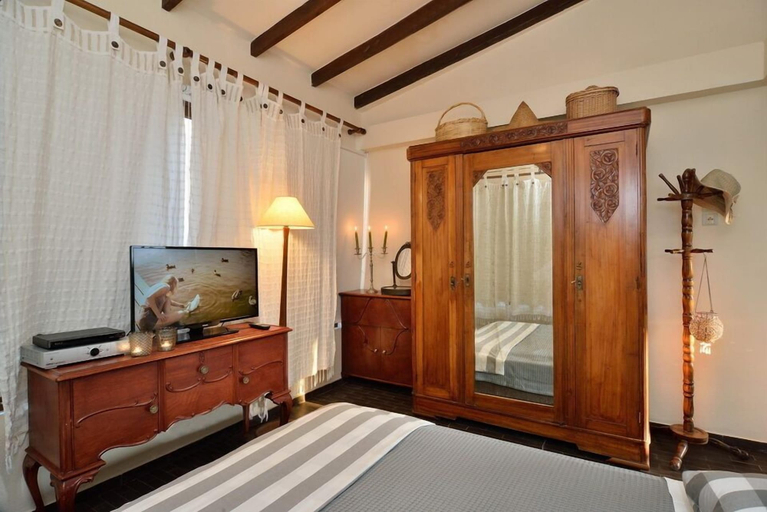 Bedroom 3, Anna's Sea House, Crete