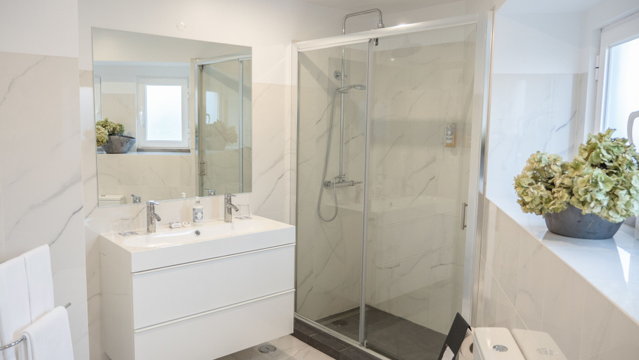 Bathroom 3, My House at Estoril Guest House, Cascais