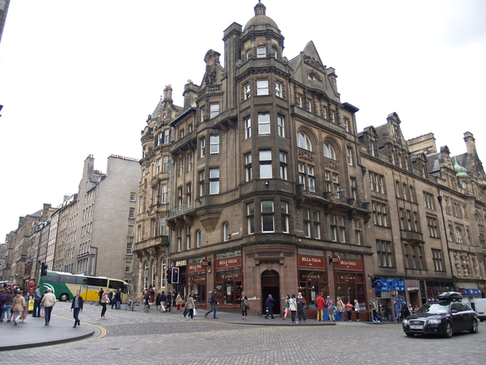 Exterior & Views 2, Royal Mile Mansions Apartment 27, Edinburgh