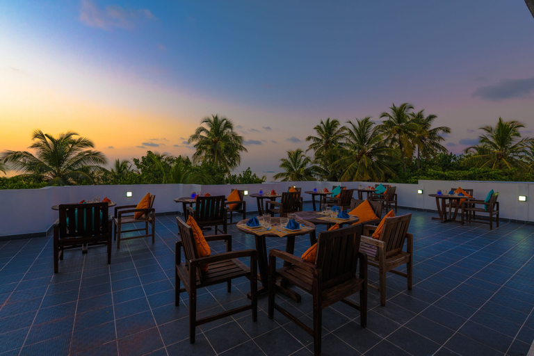 Food & Drinks 5, Boutique Beach