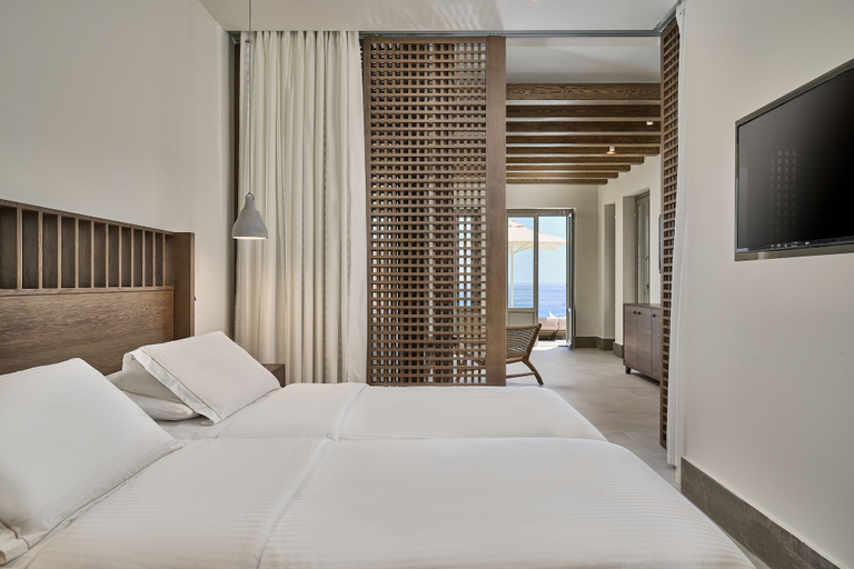 Bedroom 4, Ios Grand Pool Suites, South Aegean