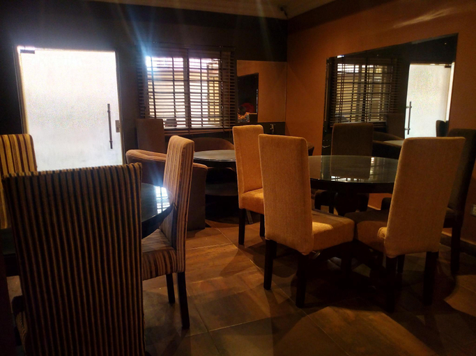 Food & Drinks, Allure Suites, Apapa