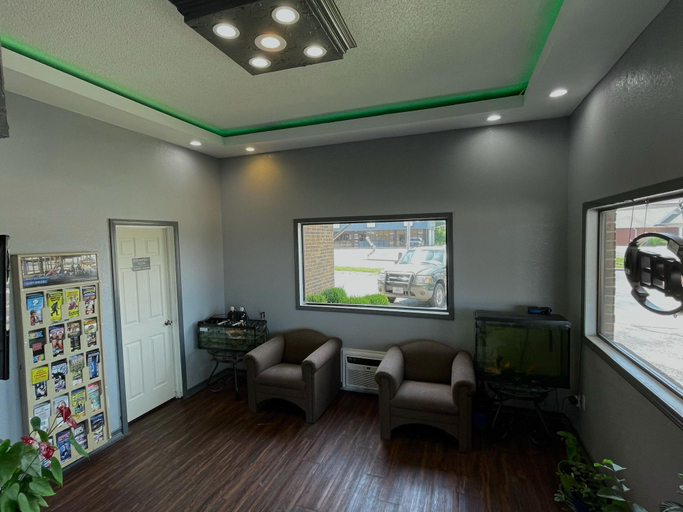 Public Area 2, Royal Inn & Suites, Wright