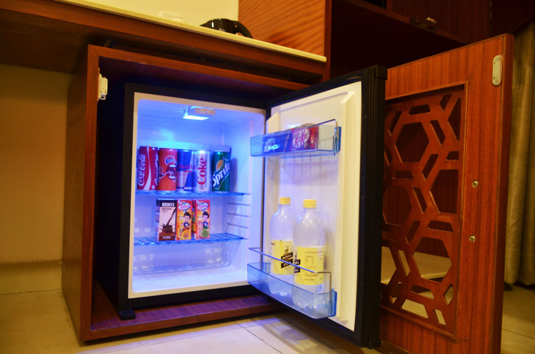 Food & Drinks 4, Mint Hotel Premia, Sahibzada Ajit Singh Nagar