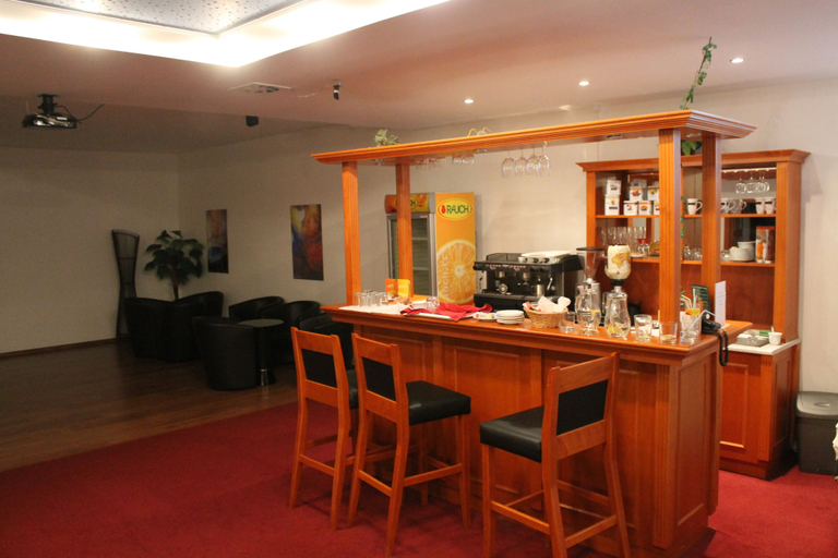Food & Drinks 5, Hotel Spectrum, Trnava