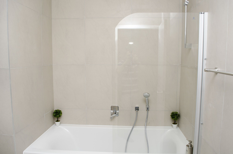 Bathroom 4, Manhattan Luxury Apartments, City of Cape Town