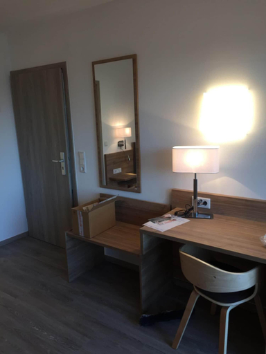 Bedroom 4, Hotel Post Viernheim UG, Bergstraße