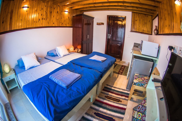Bedroom 2, Skyrock, Sant Katrin