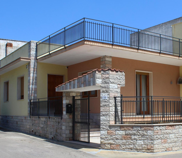 Exterior & Views 2, La Chiave Rossa B&B, Lecce