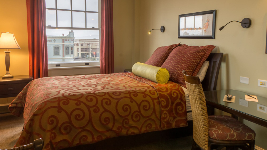Bedroom 3, Hotel Elliott, Clatsop