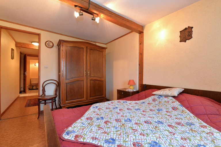 Bedroom 2, Ferme Schrutt-Tisserand, Haut-Rhin