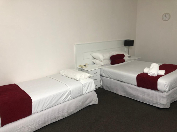 Bedroom 3, Parkside Inn Motel, Melbourne