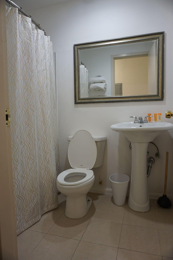 Bathroom, Kings Hotel Inc, New York