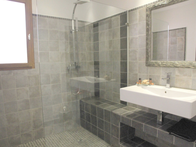 Bathroom 4, Residence a Licetta, Corse-du-Sud