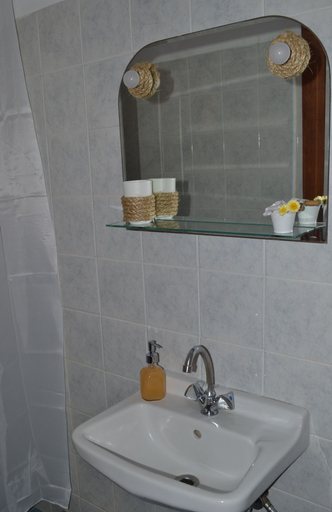 Bathroom 5, Floralia, South Aegean