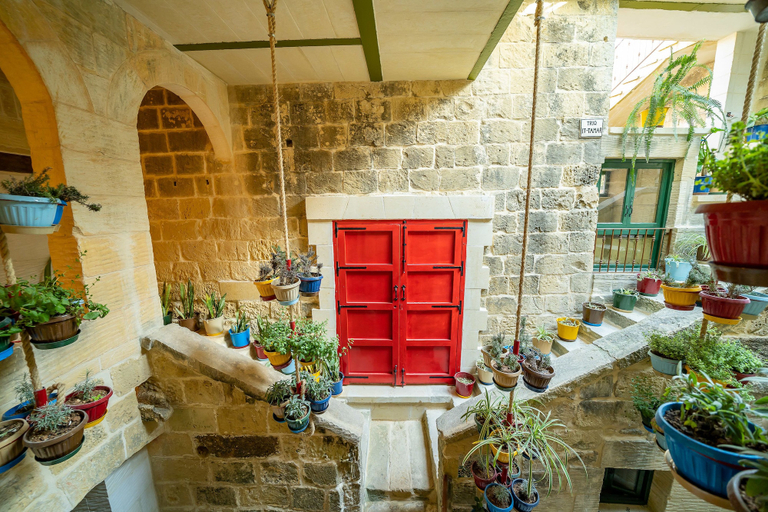 Exterior & Views 2, Ta' Pinu Bed & Breakfast