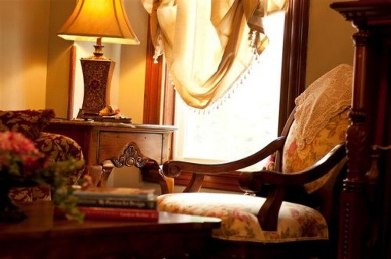 Public Area, Blessings on State Bed & Breakfast, Morgan