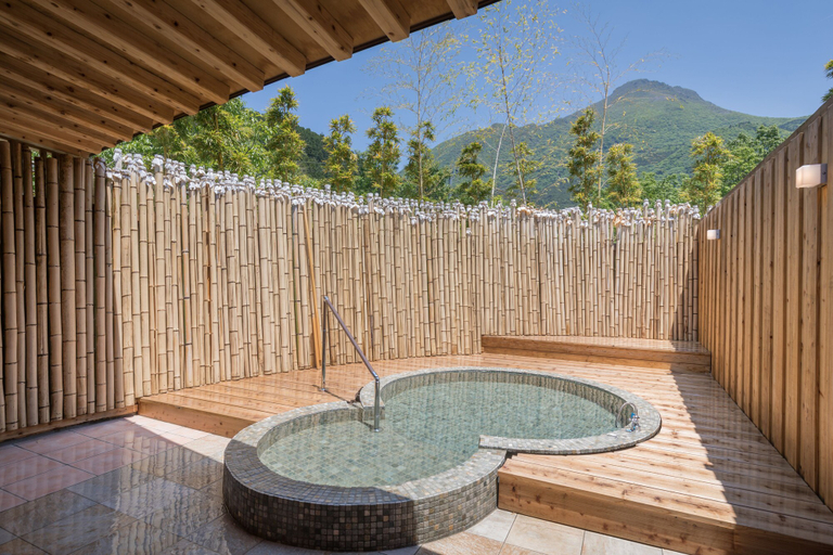 Sport & Beauty 5, Kinmonco, Yufu